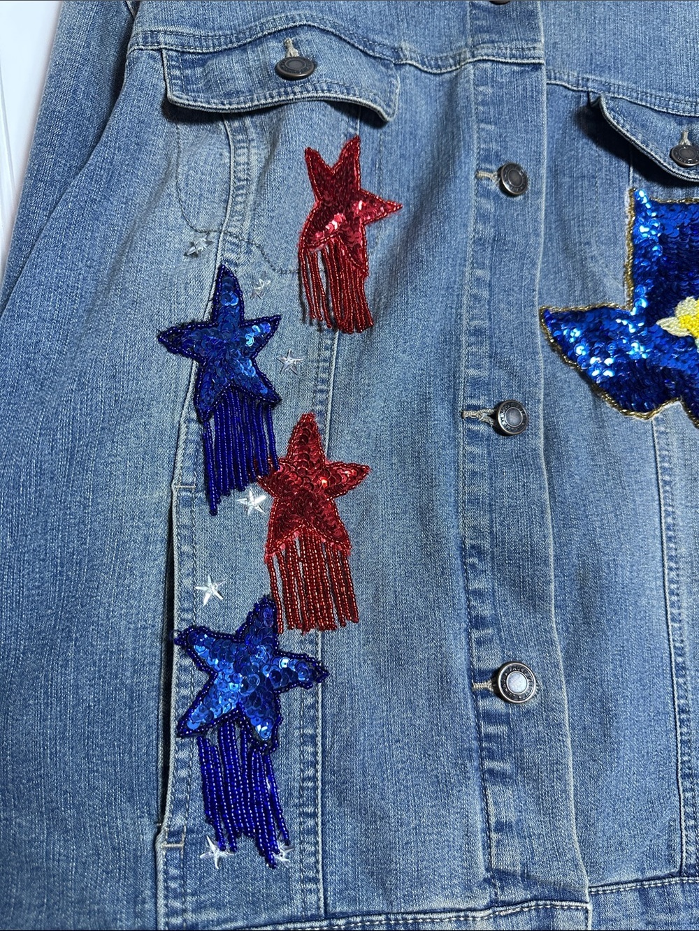 Faded Glory medium wash custom-embellished denim trucker jacket Texas Design 2XL - Picture 9 of 15